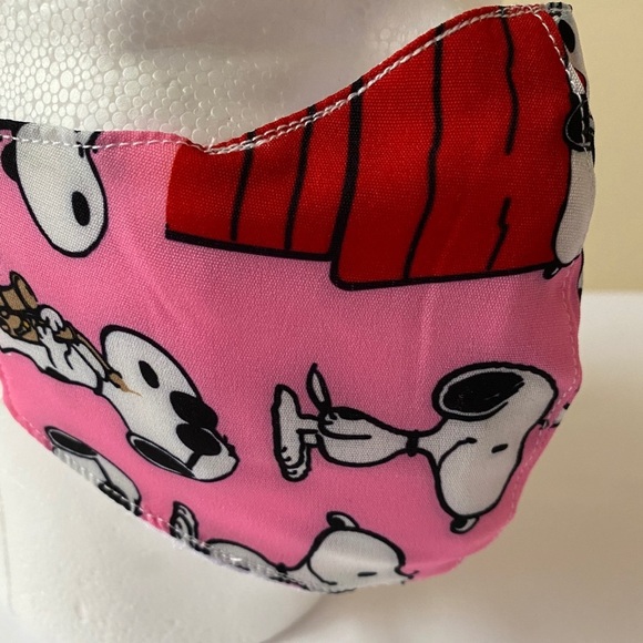 SNOOPY | FACE MASK | ADULT SIZE - Picture 4 of 6
